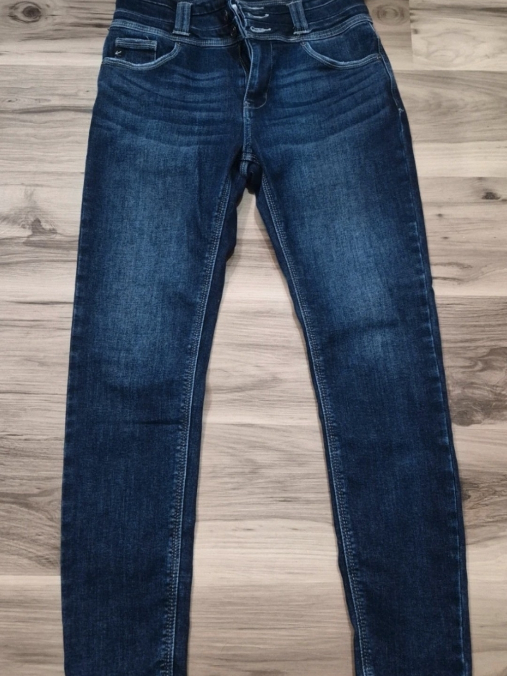 Women’s KANCAN Dark Blue Stretch Skinny Leg Jeans 7/27